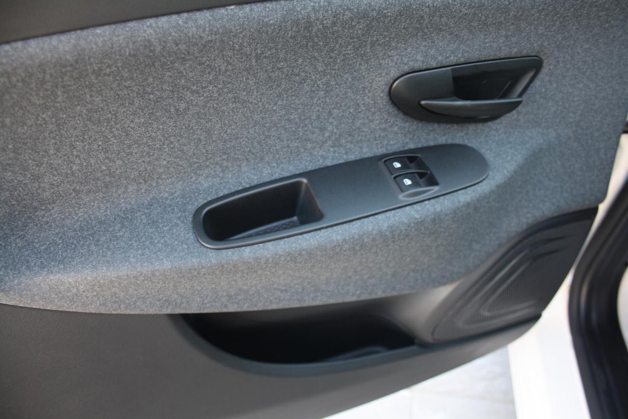 LANCIA YPSILON 1.0 HYBRID 70CV " 878KM "