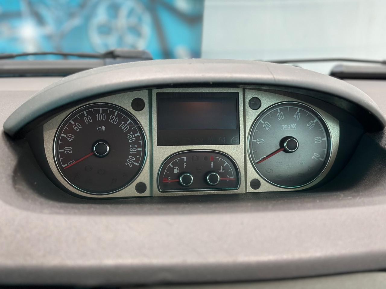 Lancia MUSA 1.3 Mjet cambio automatico NUOVO/tetto pano