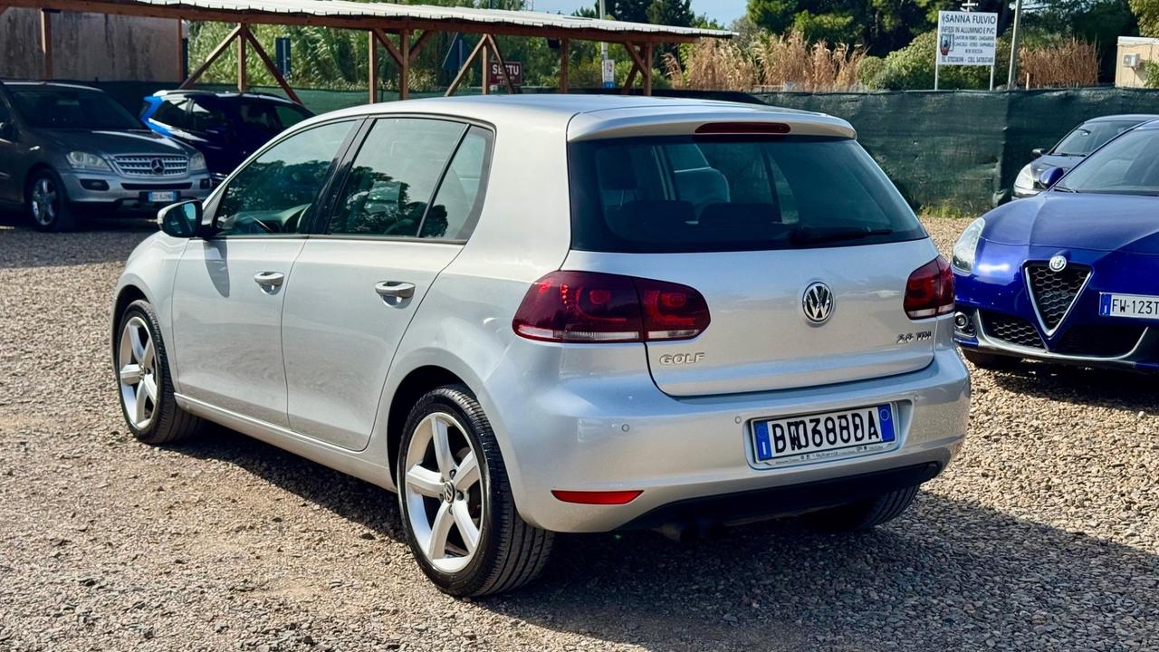 Volkswagen Golf 2.0 TDI 140CV DPF DSG 5p. Highline