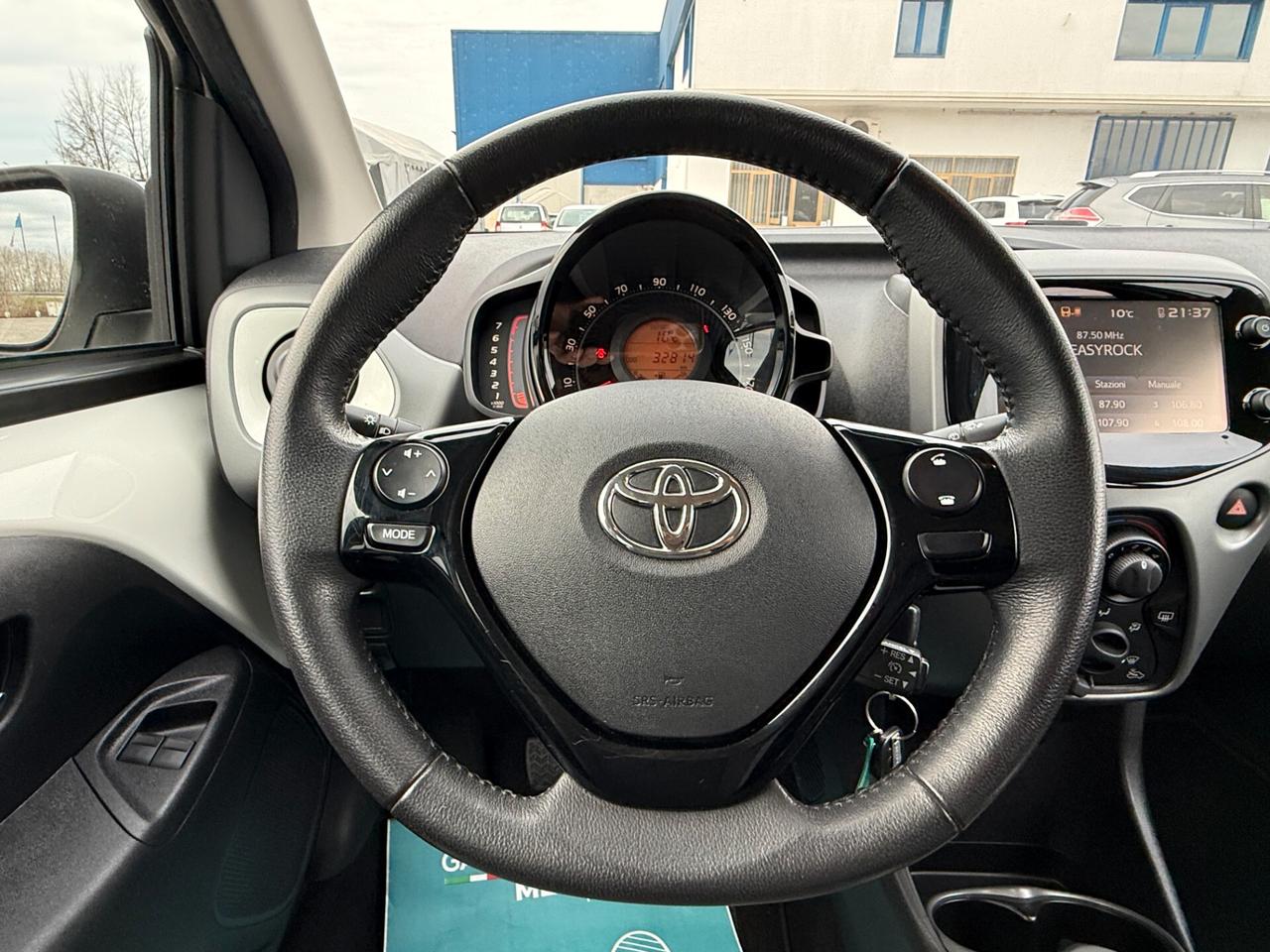 Toyota Aygo 1.0 VVT-i 72 CV 5 porte x-business