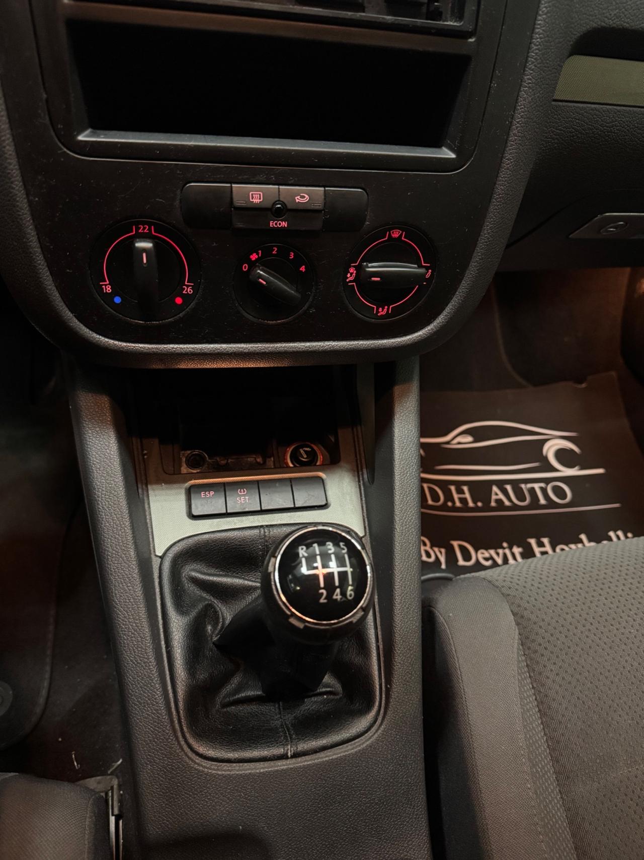 Volkswagen Golf 1.6 16V FSI 5p. Sportline