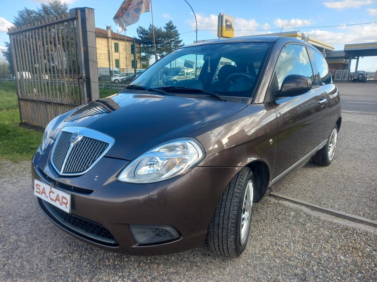 LANCIA YPSILON 1.2 Benz Perfetta 2010