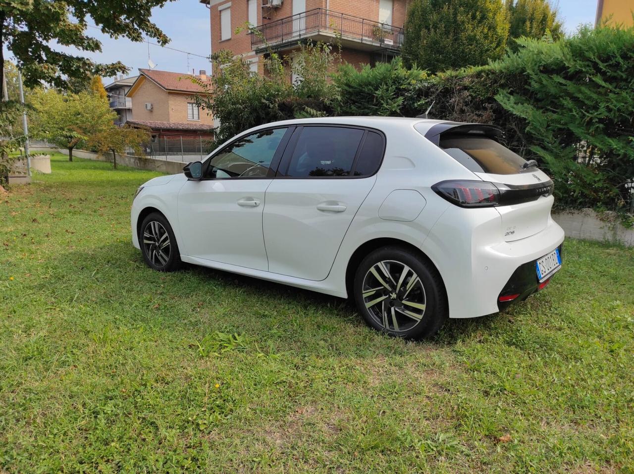 Peugeot 208 PureTech 100 Stop&Start 5 porte GT