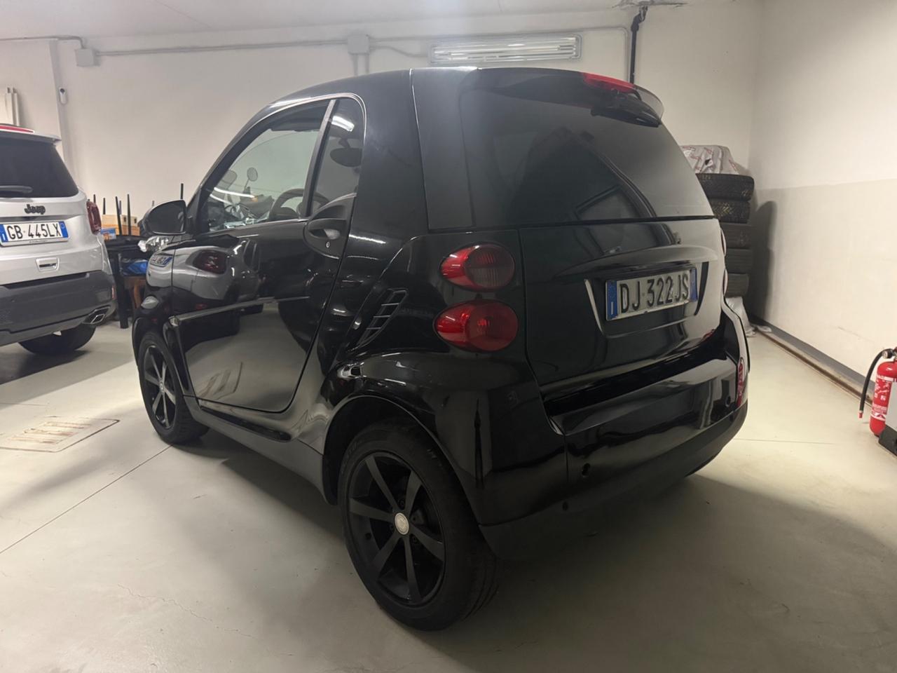 Smart ForTwo 1000 62 kW coupé pulse
