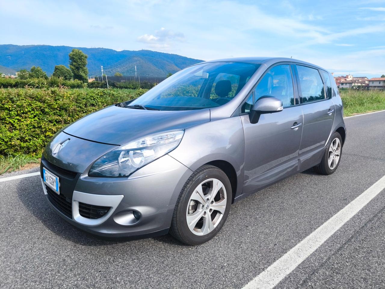 RENAULT SCENIC X-MODE 1,6 DCI- KM 90000-OK NEOPATENTATI