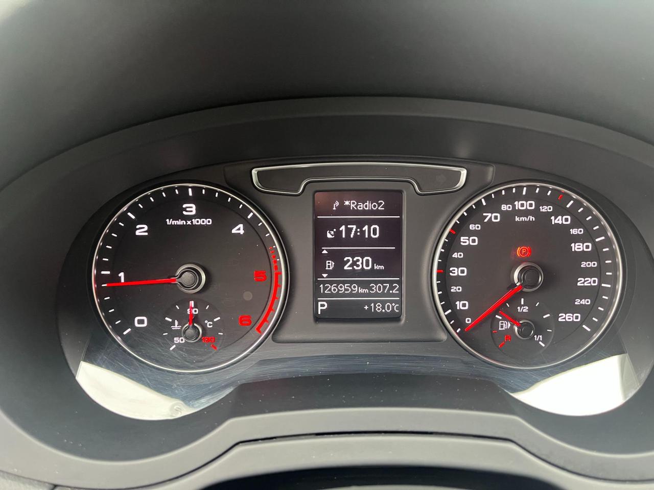 Audi Q3 2.0 tdi Business 150cv s-tronic