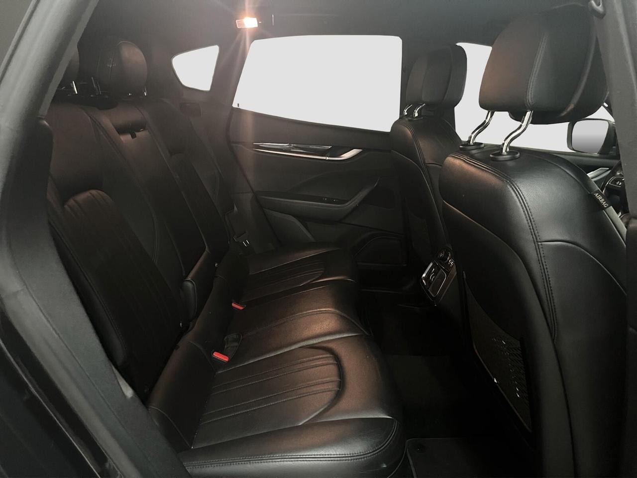 Maserati Levante 3.0 Diesel V6 250cv auto 2018