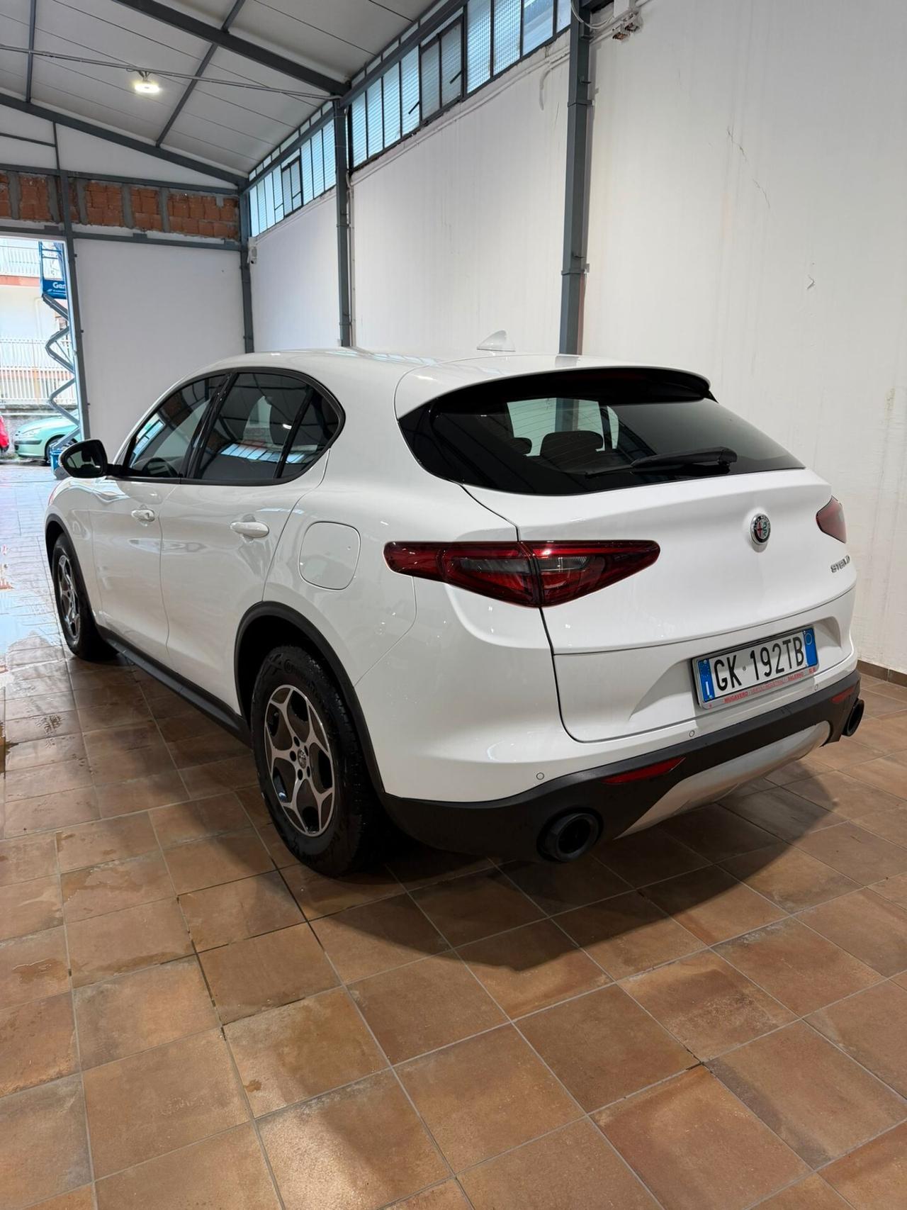 ALFA ROMEO STELVIO 2.2 160cv AUTOCARRO N1