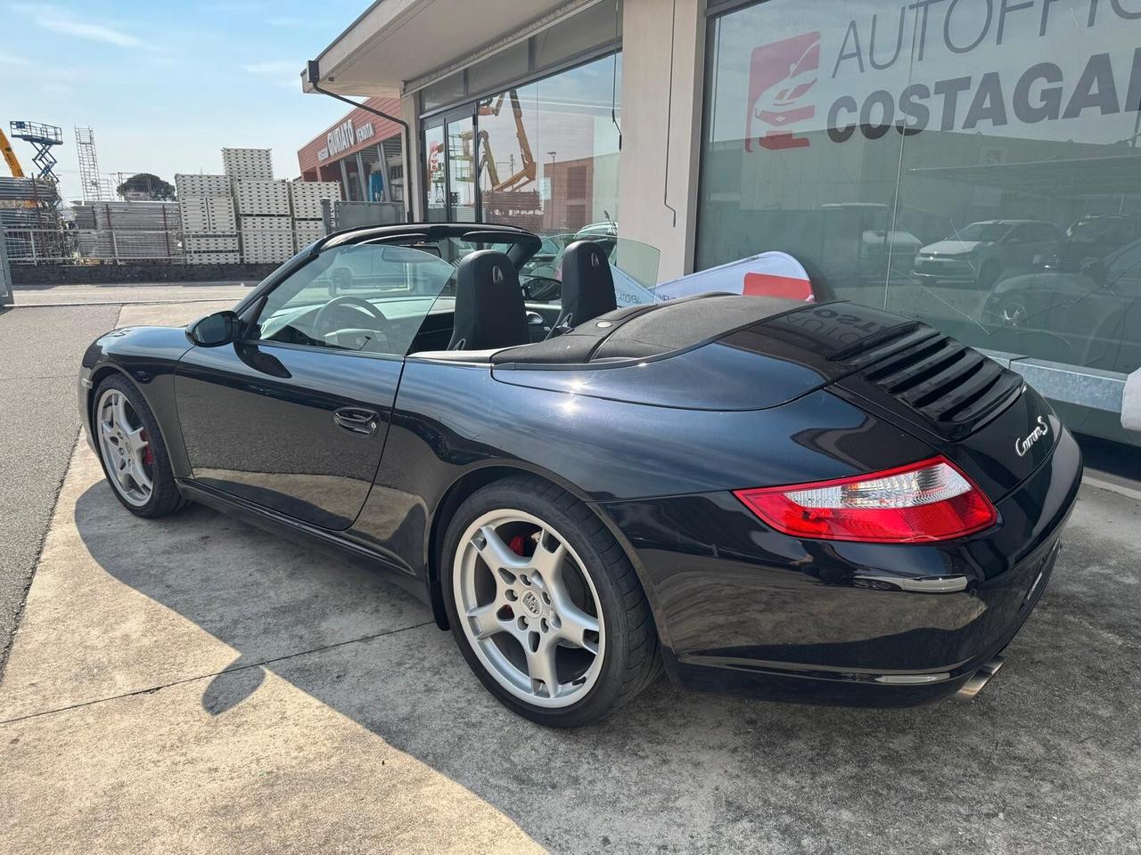 Porsche 911 Carrera S Cabriolet