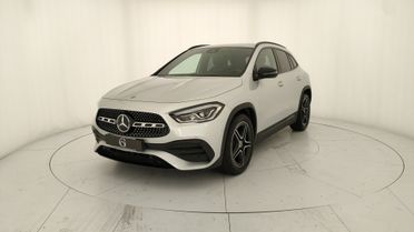 Mercedes-Benz GLA 200 d Premium auto