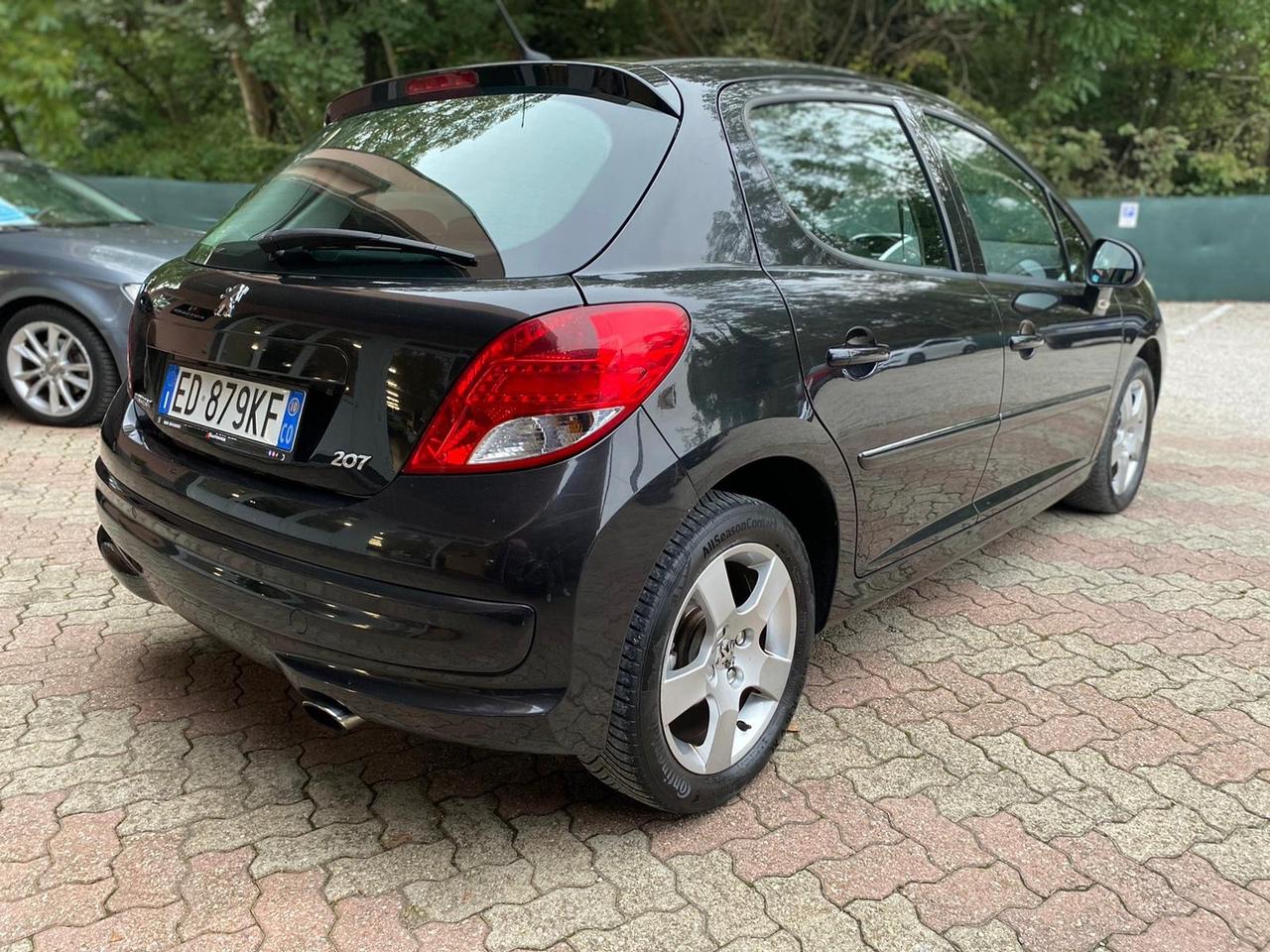 Peugeot 207 1.6 VTi 120CV 5p. XS