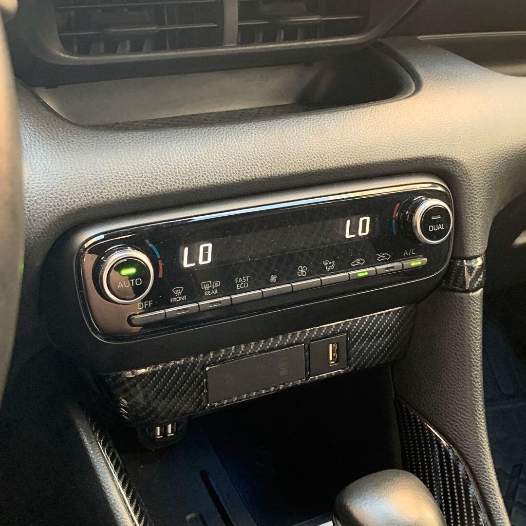 Toyota Yaris 1.5 Hybrid Lounge 2021