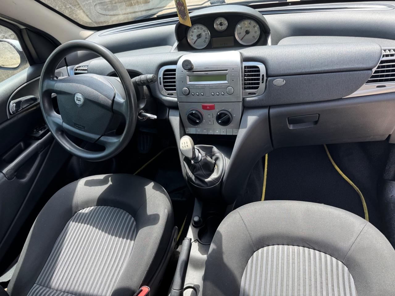 Lancia Ypsilon 1.2 Argento