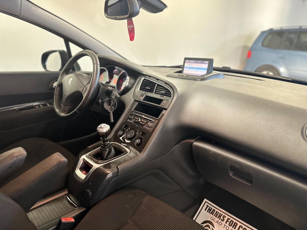 Peugeot 5008 1.6 HDi 112CV Business 7 POSTI