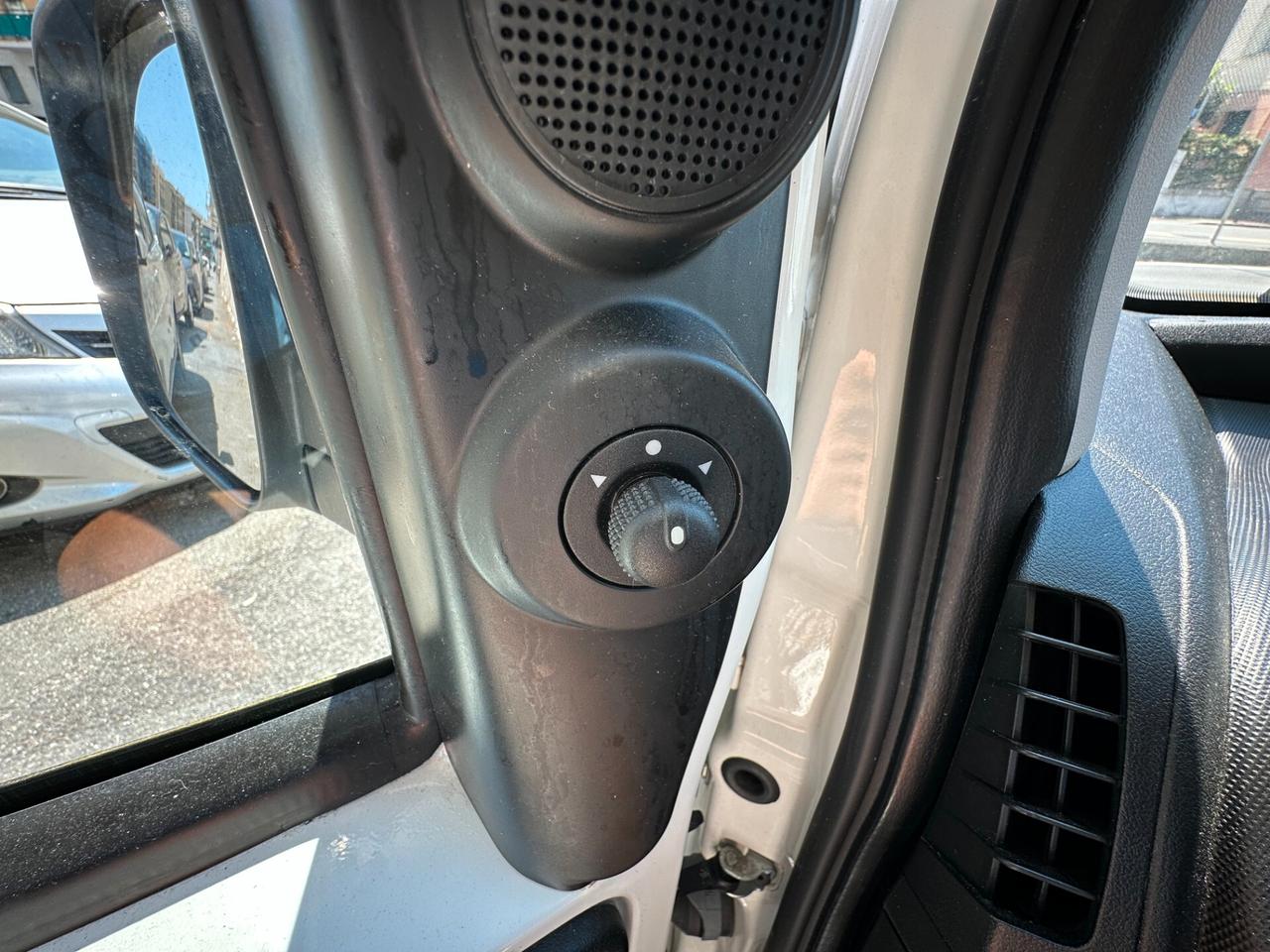 Fiat Fiorino 1.3 MJT 80CV Cargo LOUNGE PRO