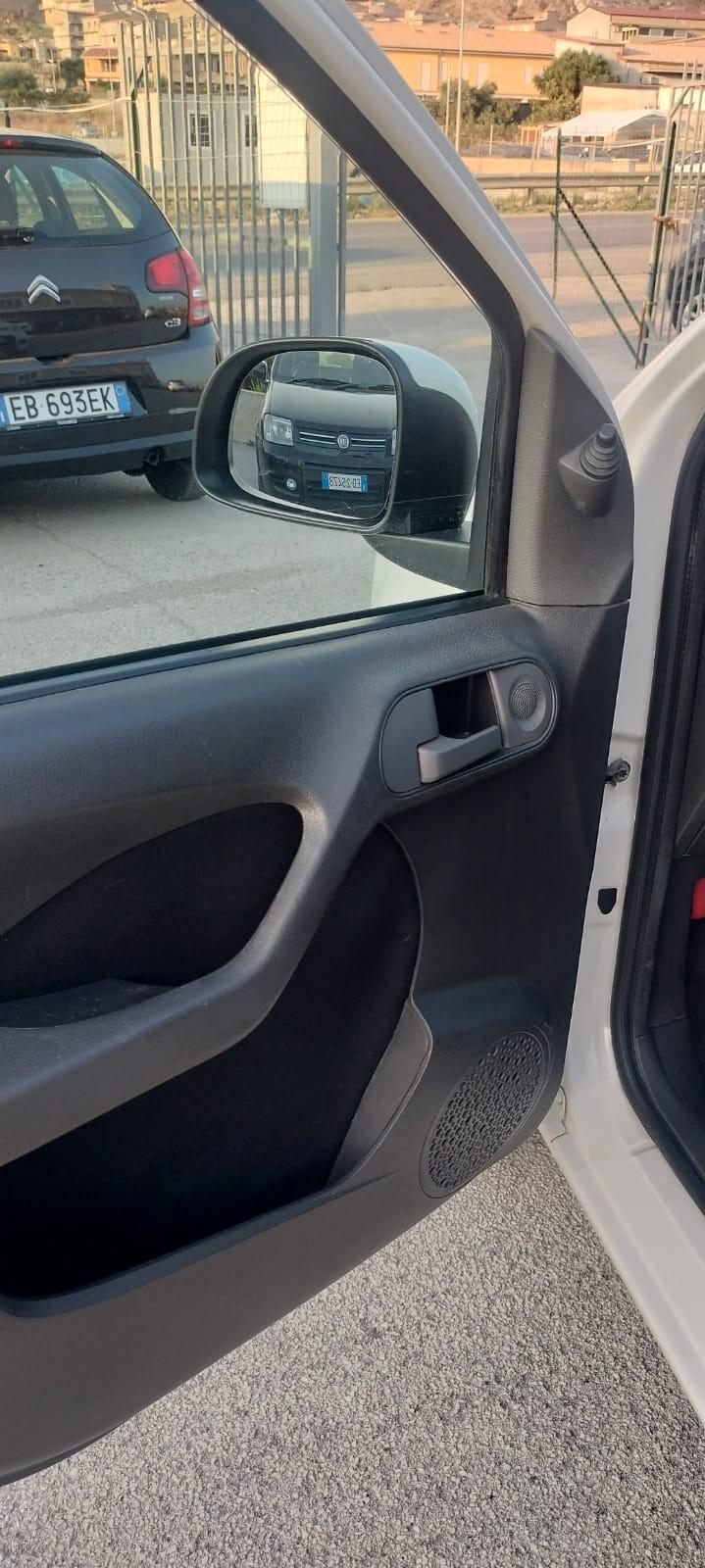 Fiat Panda 1.3 MJT 16V DPF 4x4 Climbing