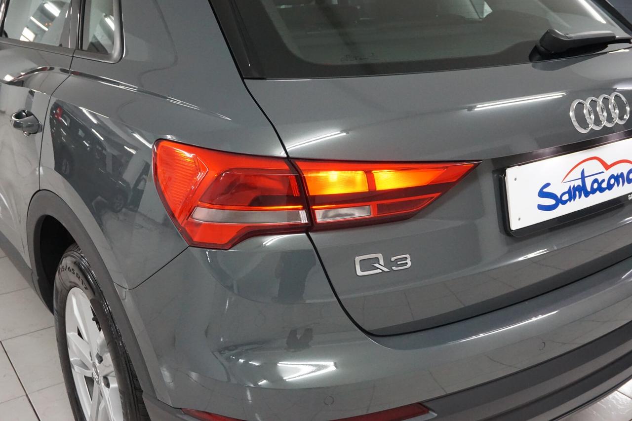Audi Q3 35 TDI S tronic Business