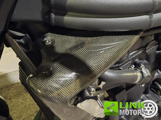 TRIUMPH Speed Triple 1050 *? 70,00 al mese*