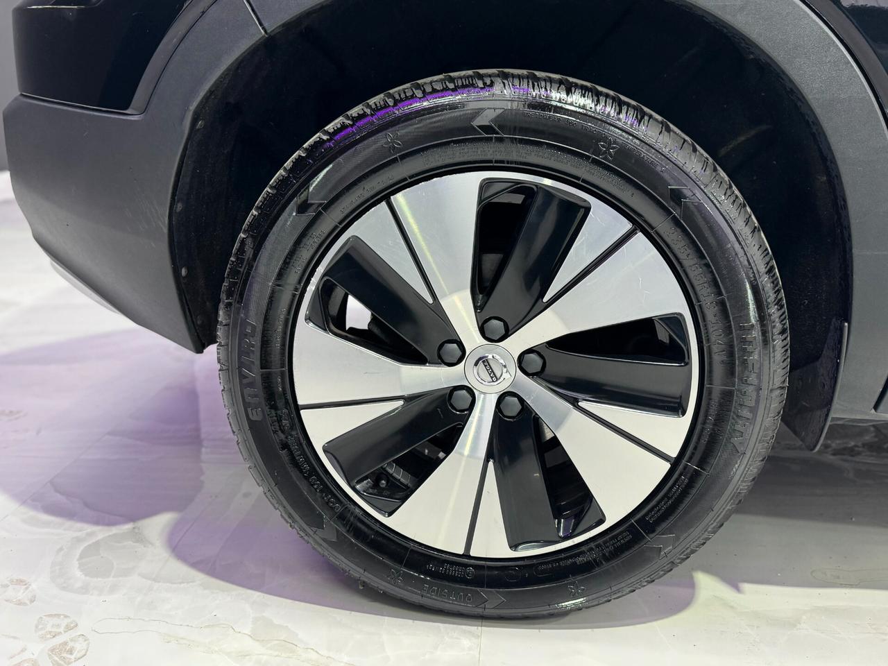 Volvo XC40 D4 AWD Geartronic Momentum