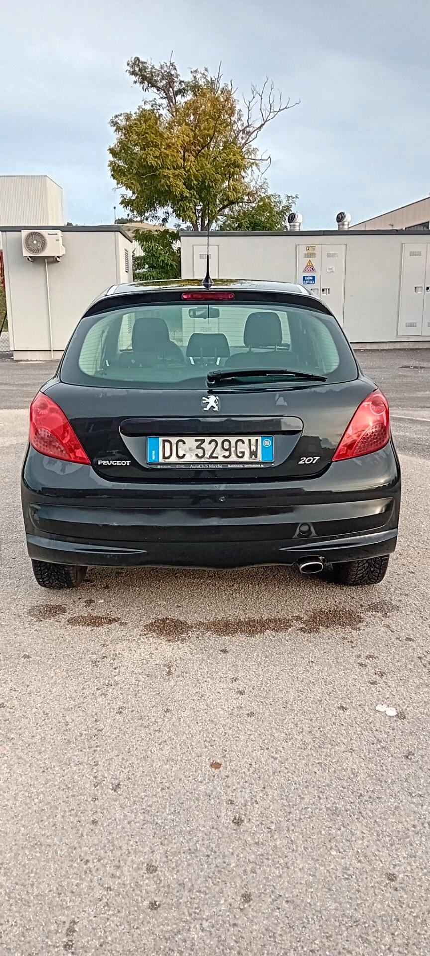 Peugeot 207 1.6 HDi 90CV 5p. 148000 km