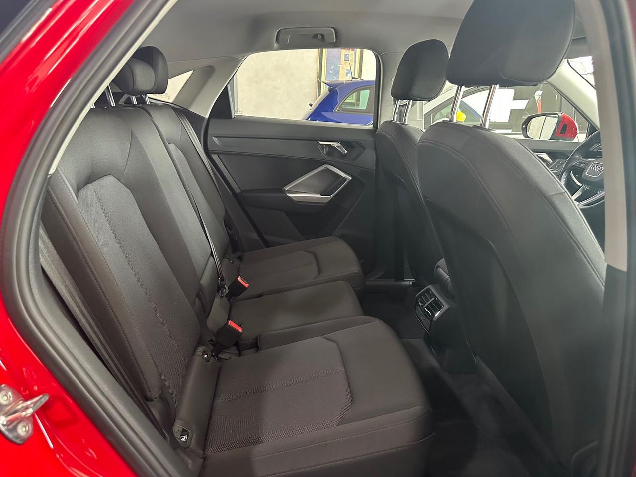 Audi Q3 S Line 2.0 35 TDI #5618