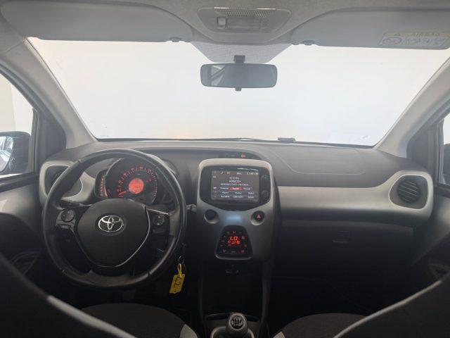 TOYOTA Aygo 1.0 VVT-i 69 CV 5 porte x-wave