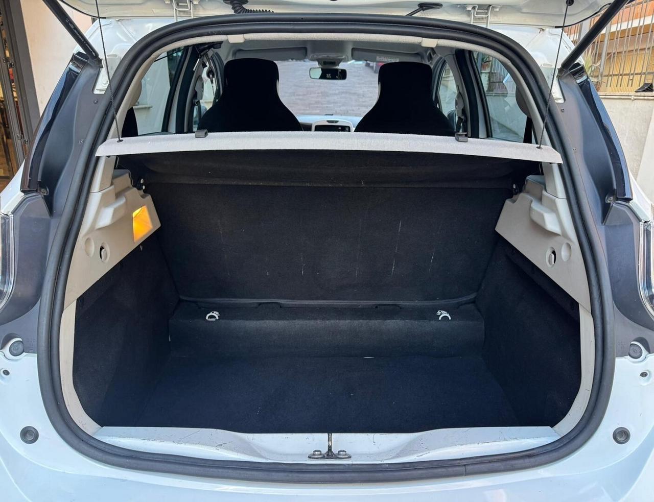 RENAULT Zoe Intens (43 kw) 76000KM