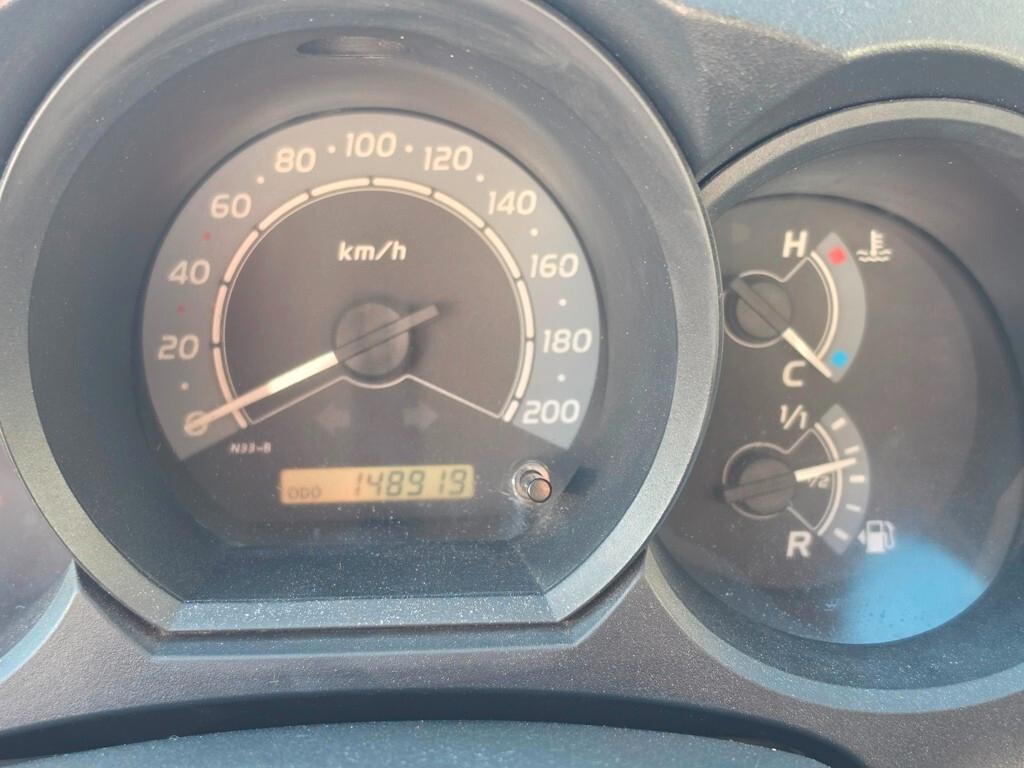 Toyota Hilux 2.5 D-4D 2WD 2p. Pick-up