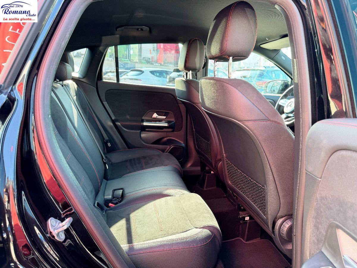 MERCEDES - Classe GLA - 180 d Automatic Premium#PACK LUCI INTERNO MULTICOLOR!