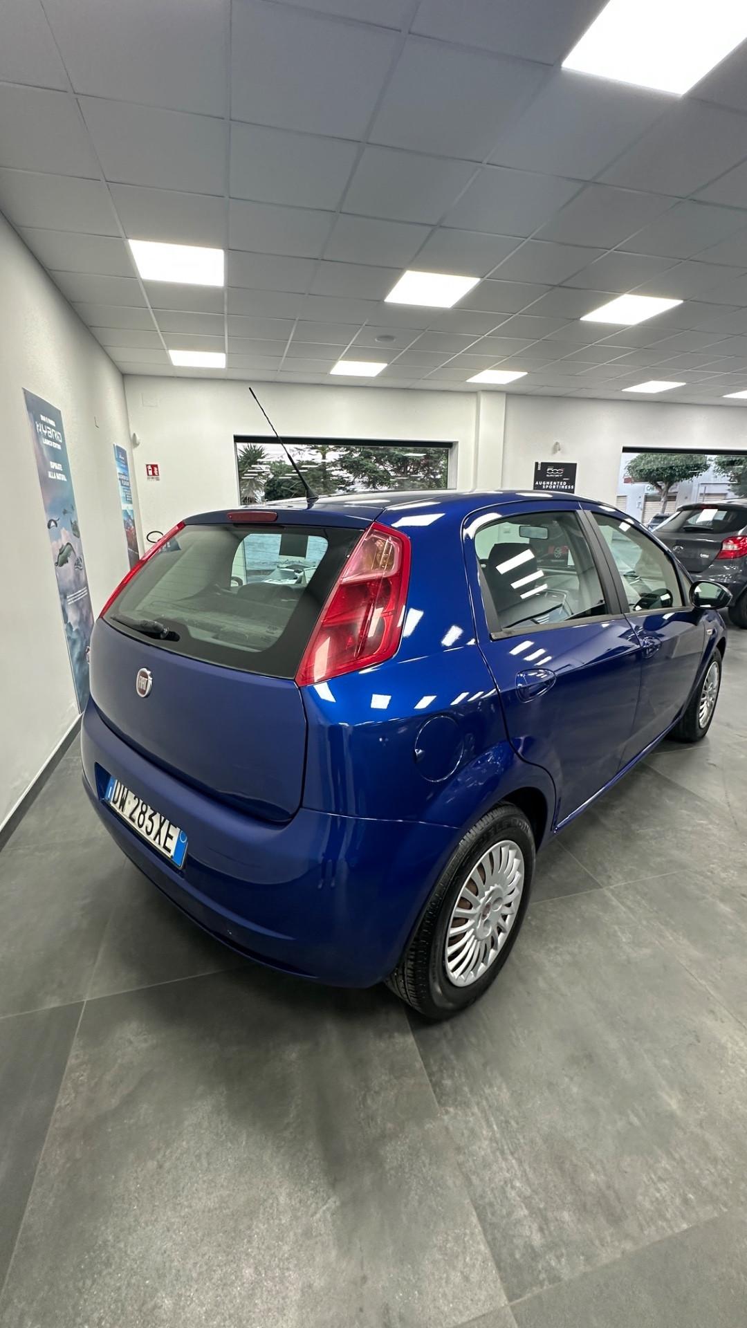 Fiat Grande Punto 1.3 MJT 75 CV 5 porte Dynamic