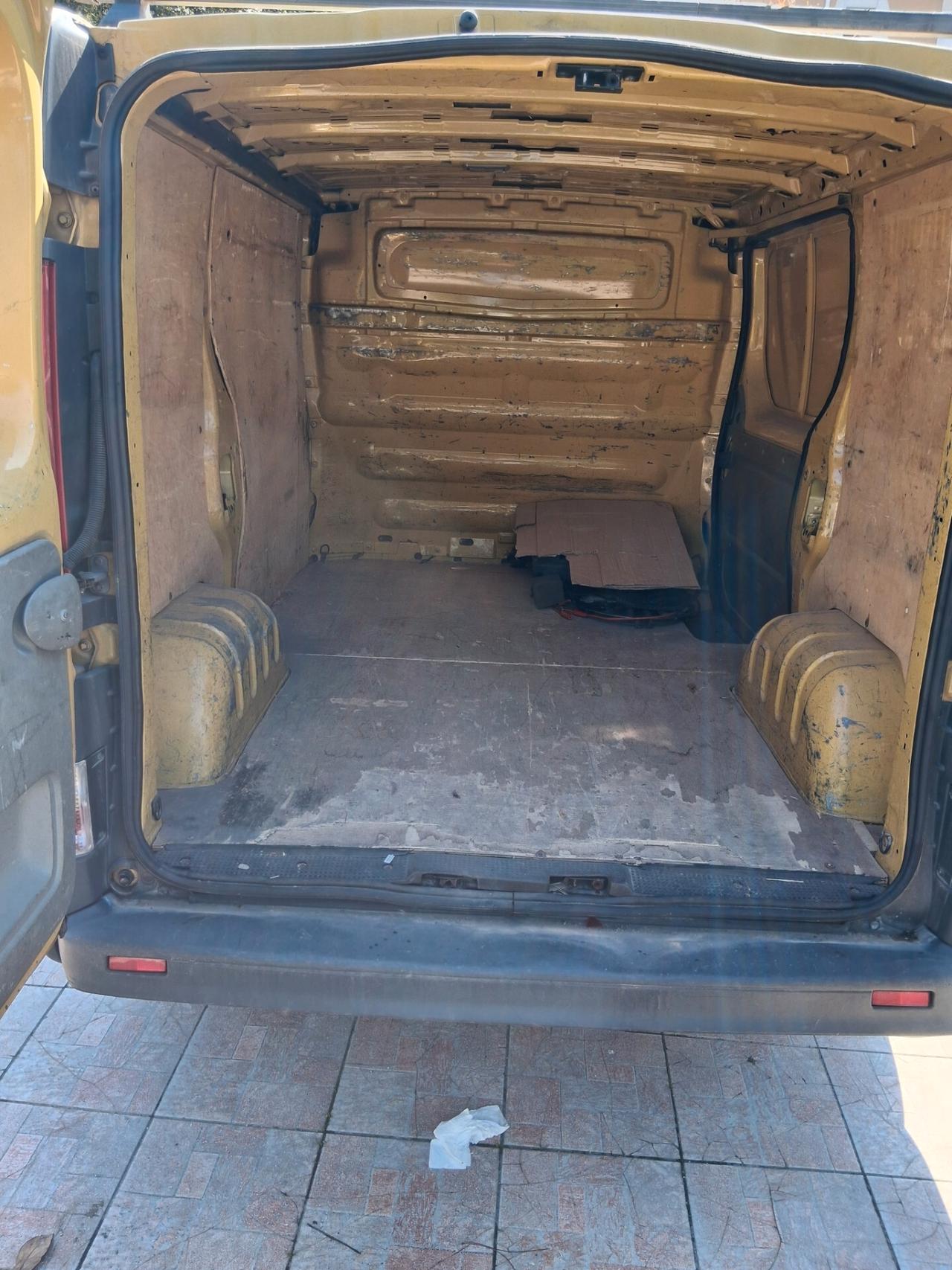 Renault Trafic T27 2.0 dCi/90 PC-TN Furgone Generique