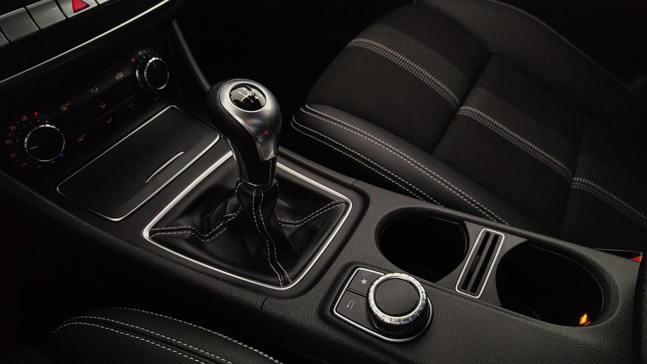 Mercedes-Benz CLA - C117 - CLA 180 cdi Sport