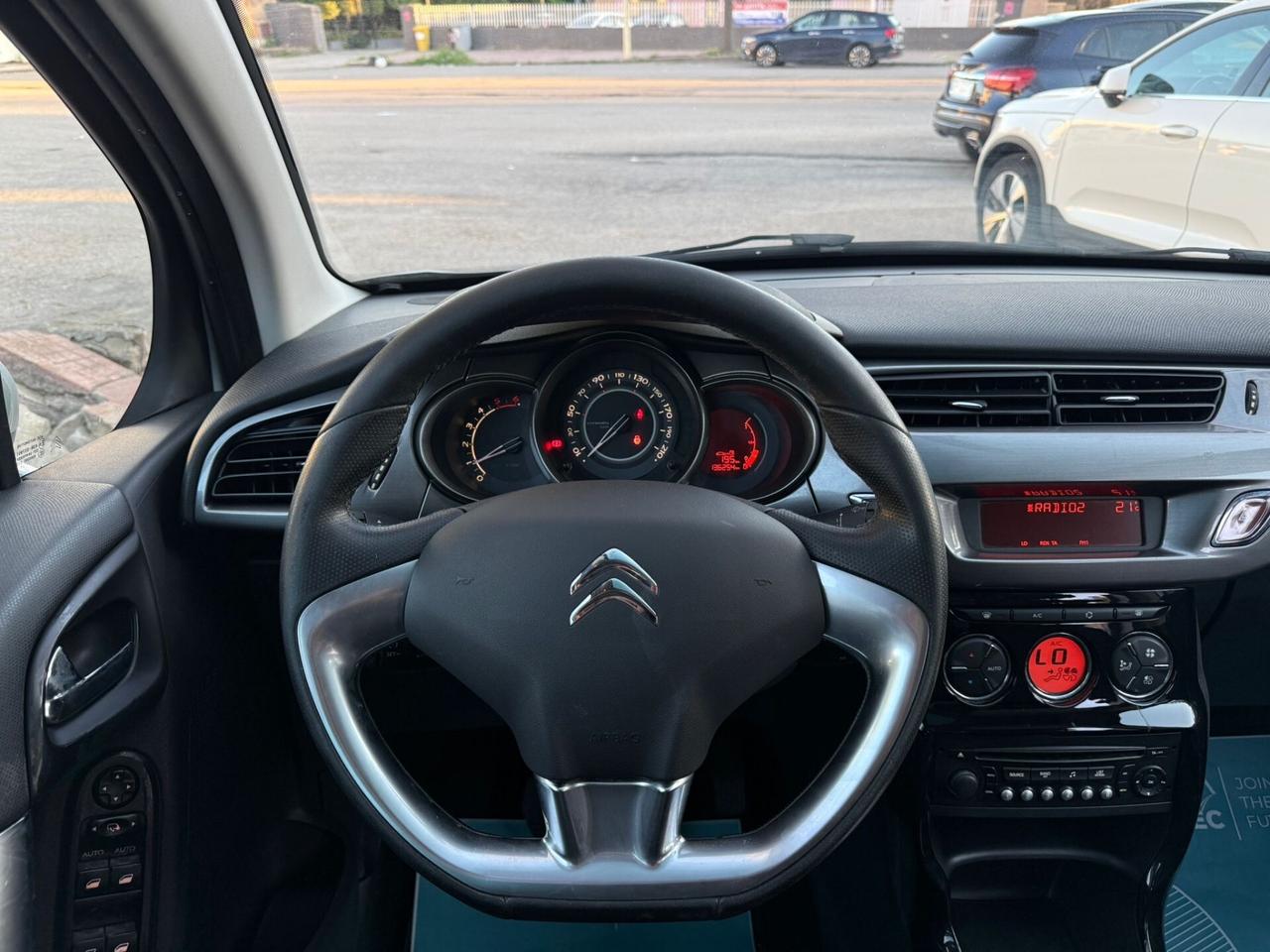 Citroen C3 KM. 135.000!! 1.6 HDi 70 Exclusive NEOPATENTATI