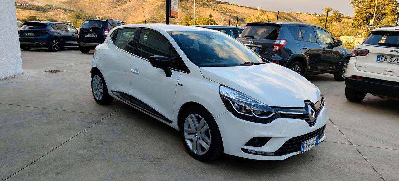 Renault Clio dCi 8V 90 CV 5 porte Duel
