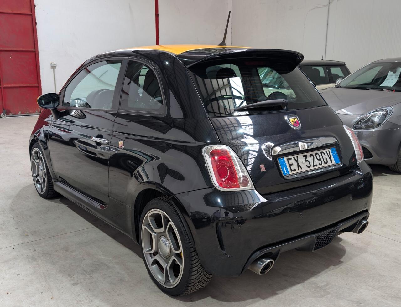 Abarth 500 1.4 Turbo T-Jet Custom