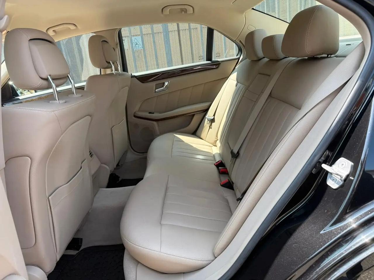Mercedes-benz E 350 E 350 CGI BlueEFFICIENCY Avantgarde AMG
