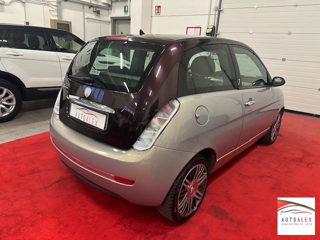 LANCIA - Ypsilon 1.4 16v Platino 100