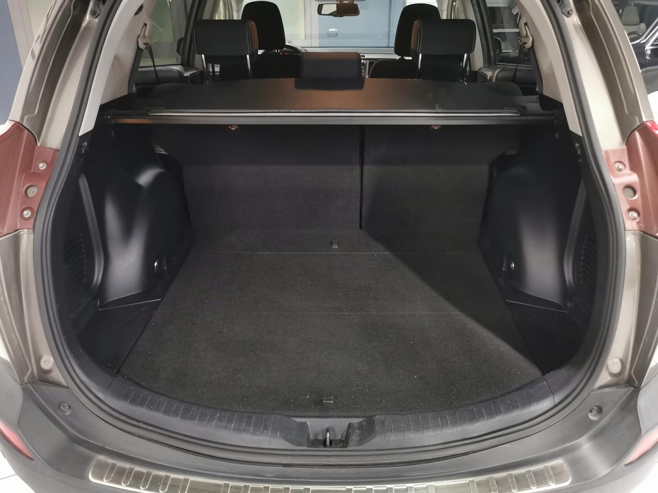 Toyota RAV 4 RAV4 2.2 D-4D 4WD Style