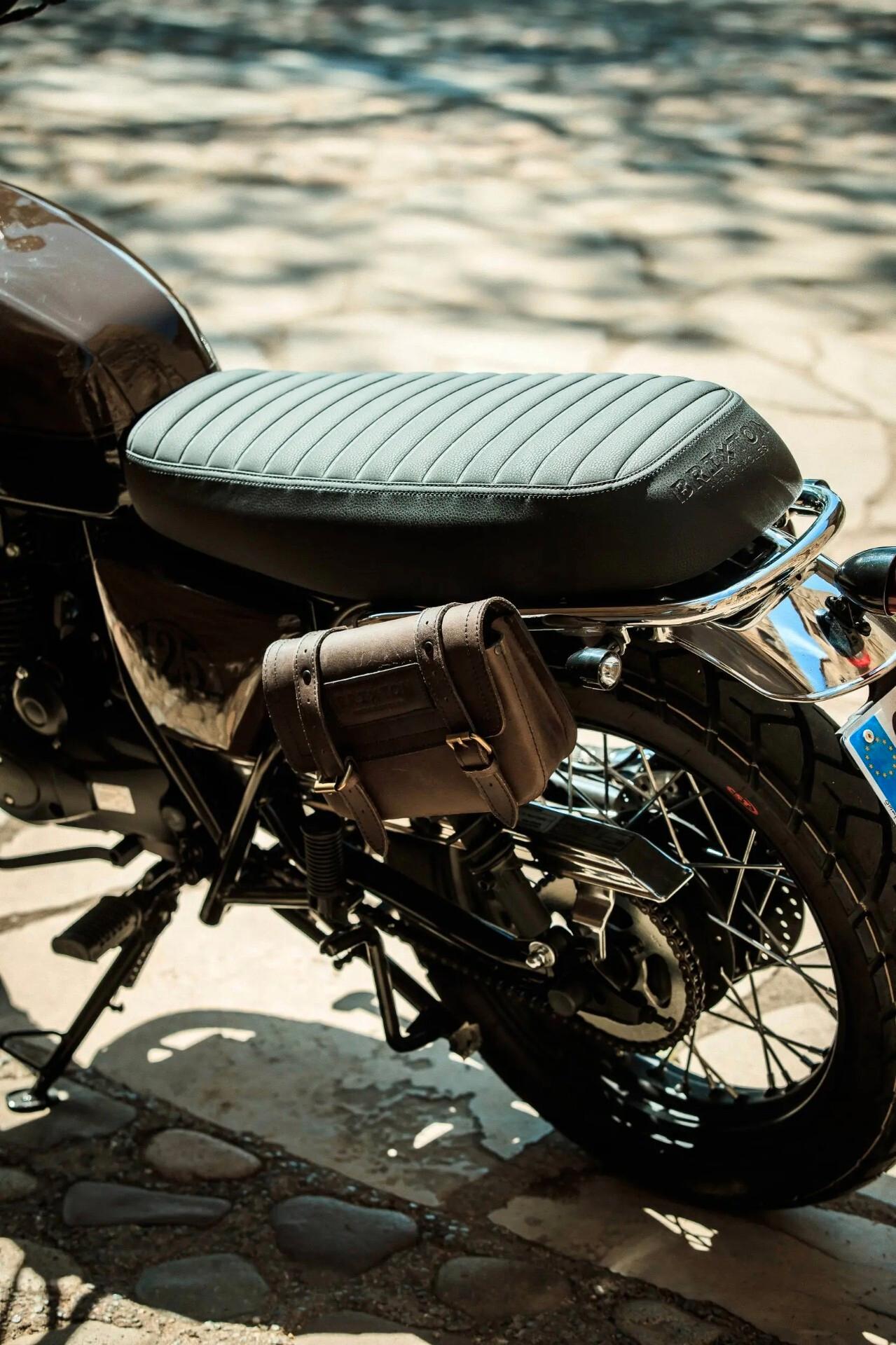 Moto 125 classica vintage – stile café racer – alternativa Triumph Vespa