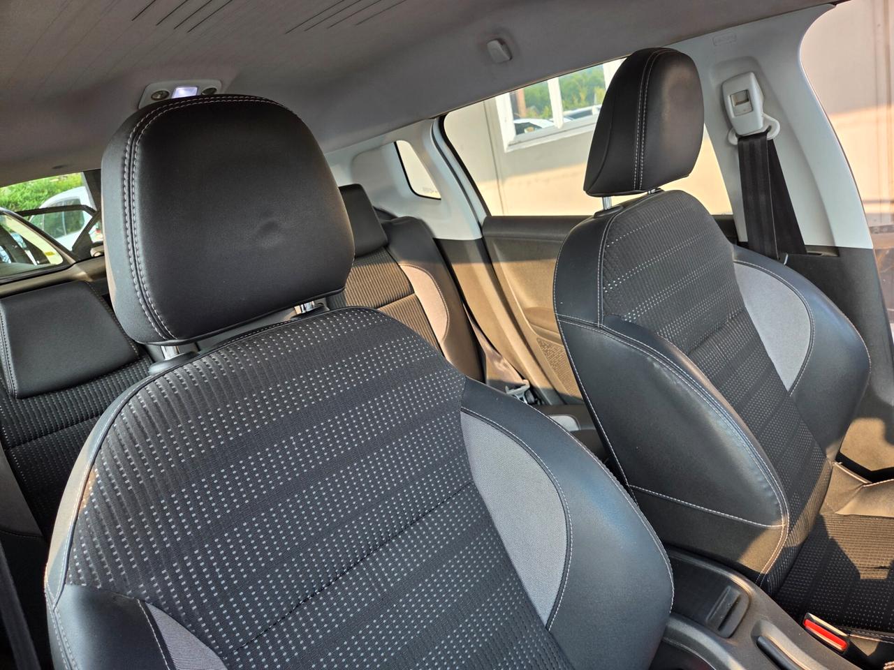 Peugeot 2008 1.6 e-HDi 115 CV Stop&Start Allure