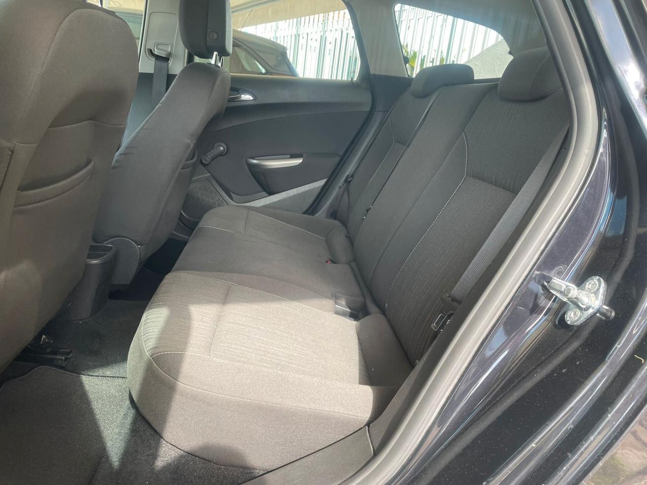 Opel Astra 1.7 CDTI 110CV Sports Tourer Cosmo