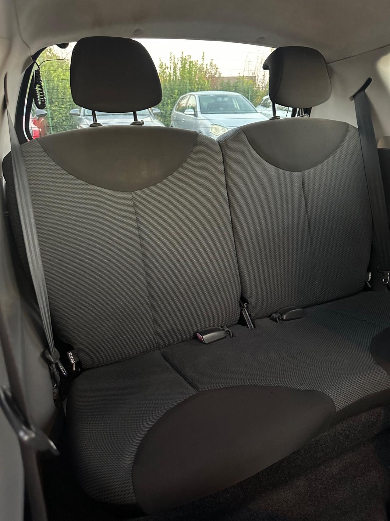 Toyota Yaris 1.0 3 porte Sol