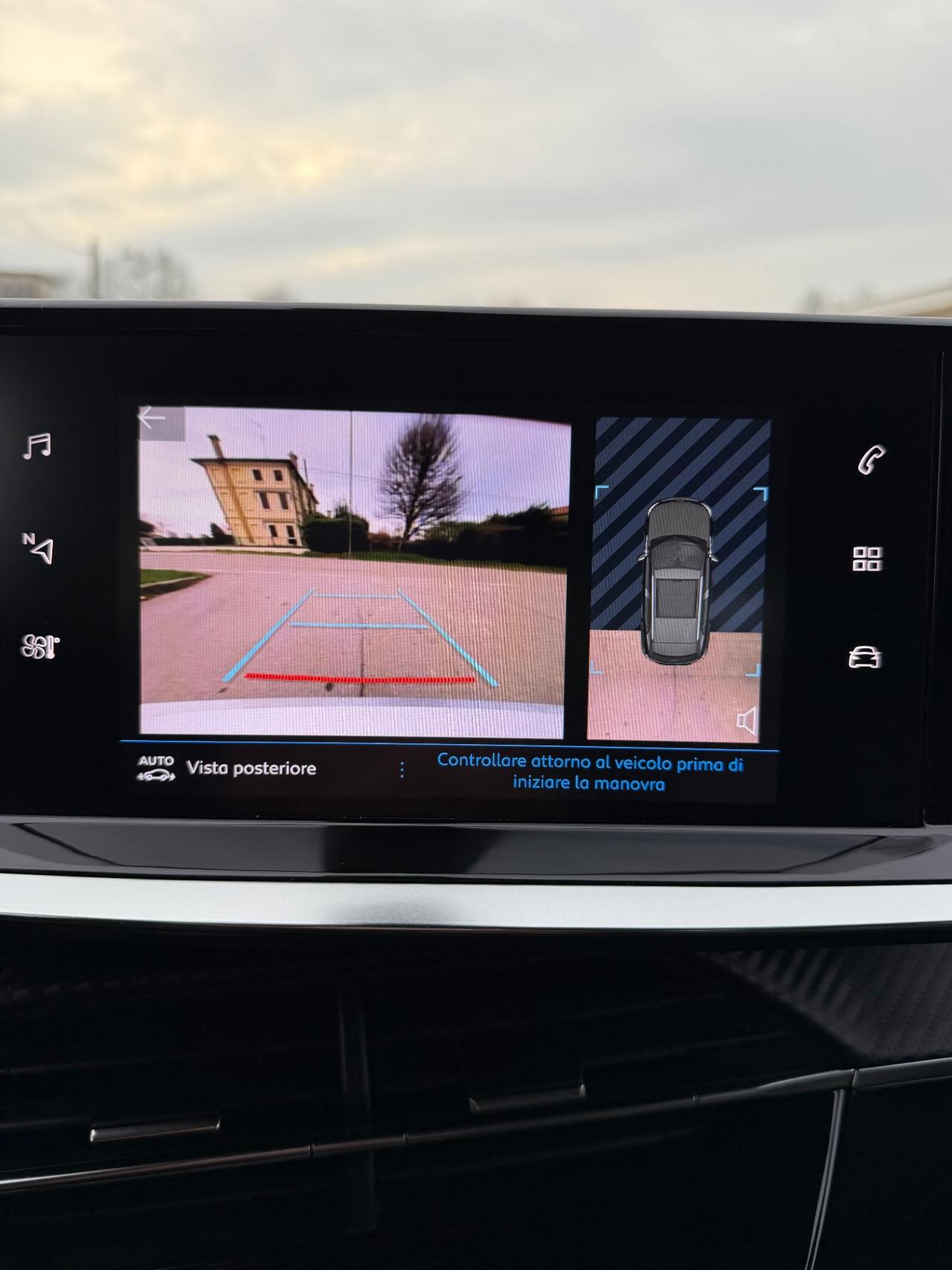 Peugeot 2008 PureTech 100 S&S Allure