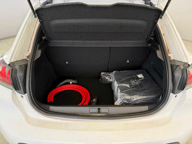 PEUGEOT e-208 ACTIVE - Motore Elettrico 136cv (100kW)