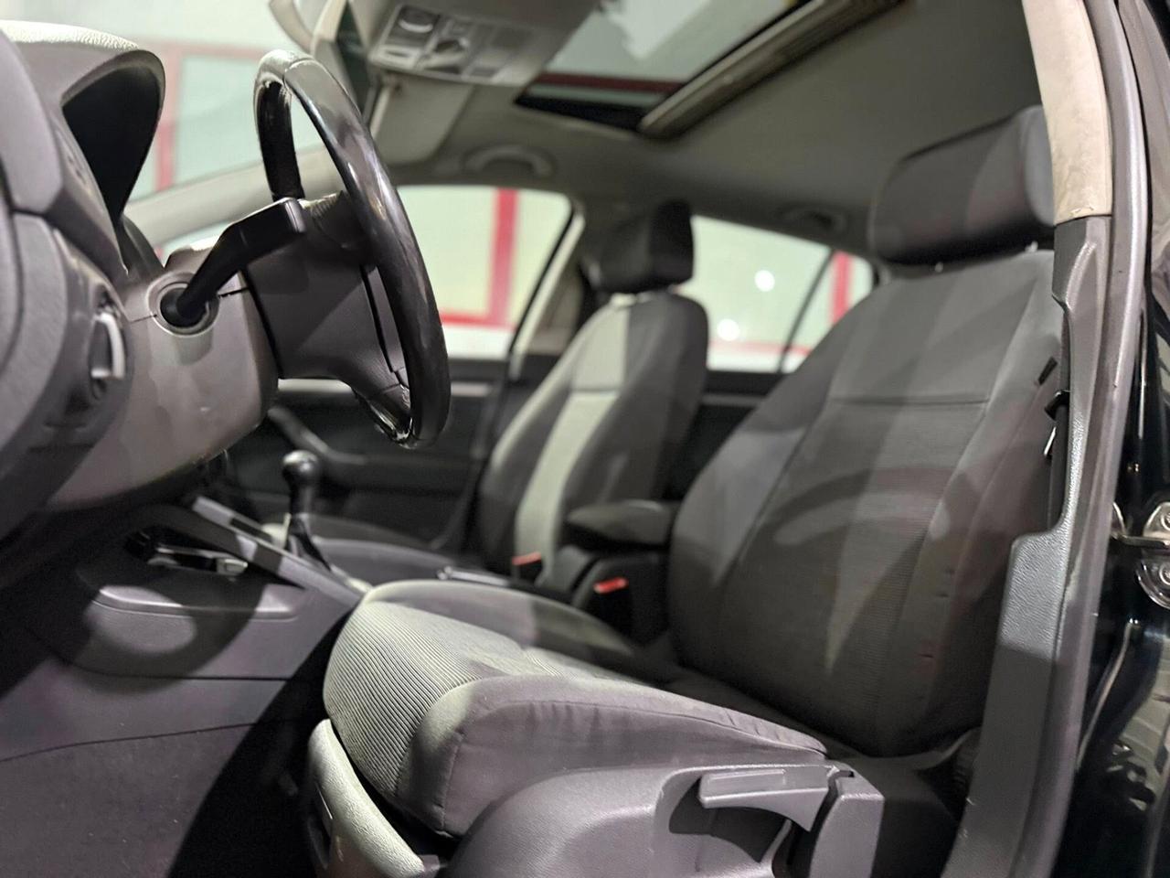 Volkswagen Golf 5serie 1.9 TDI 105cv Sportline 2006