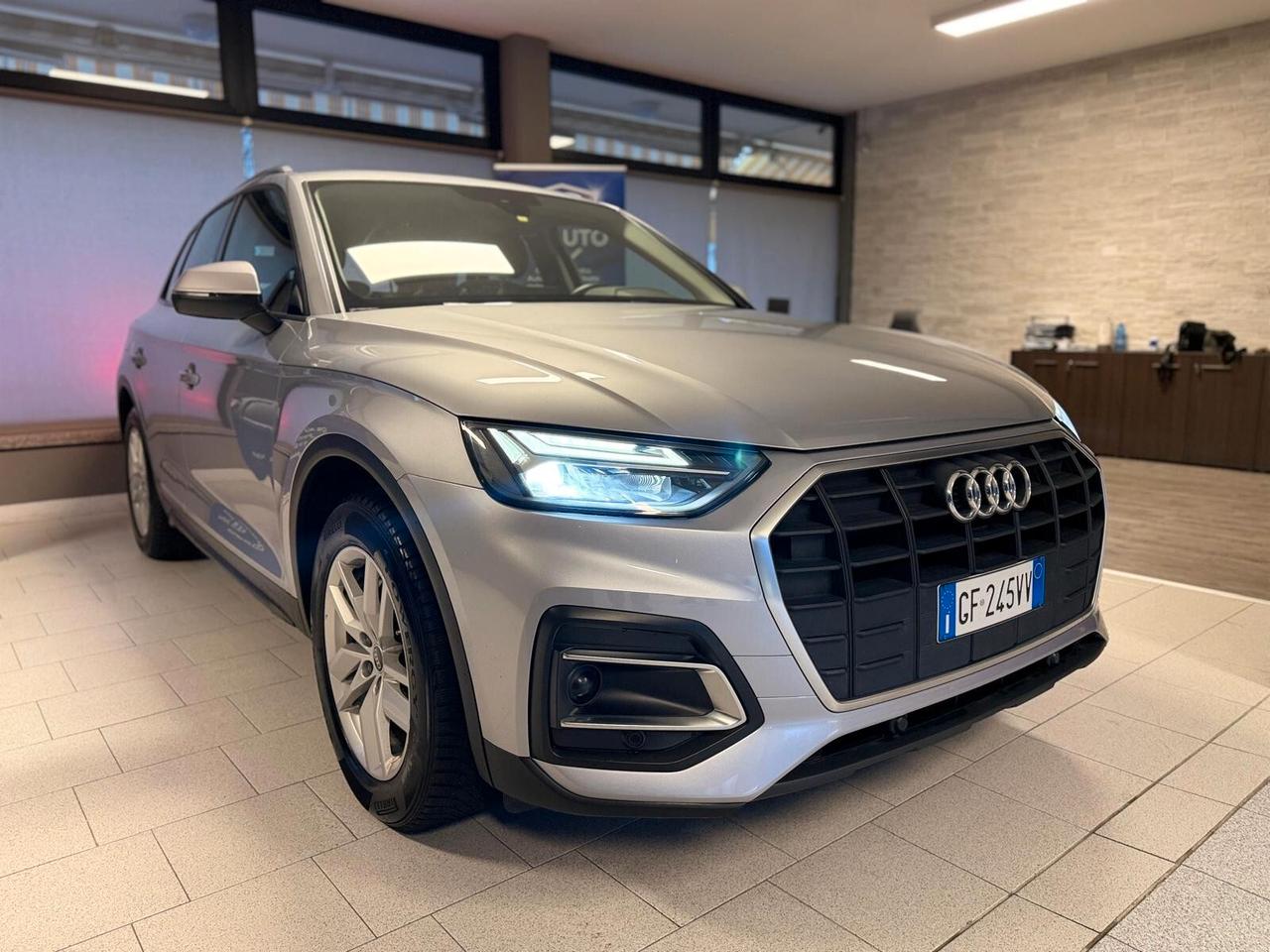 Audi Q5 35 TDI S tronic Business
