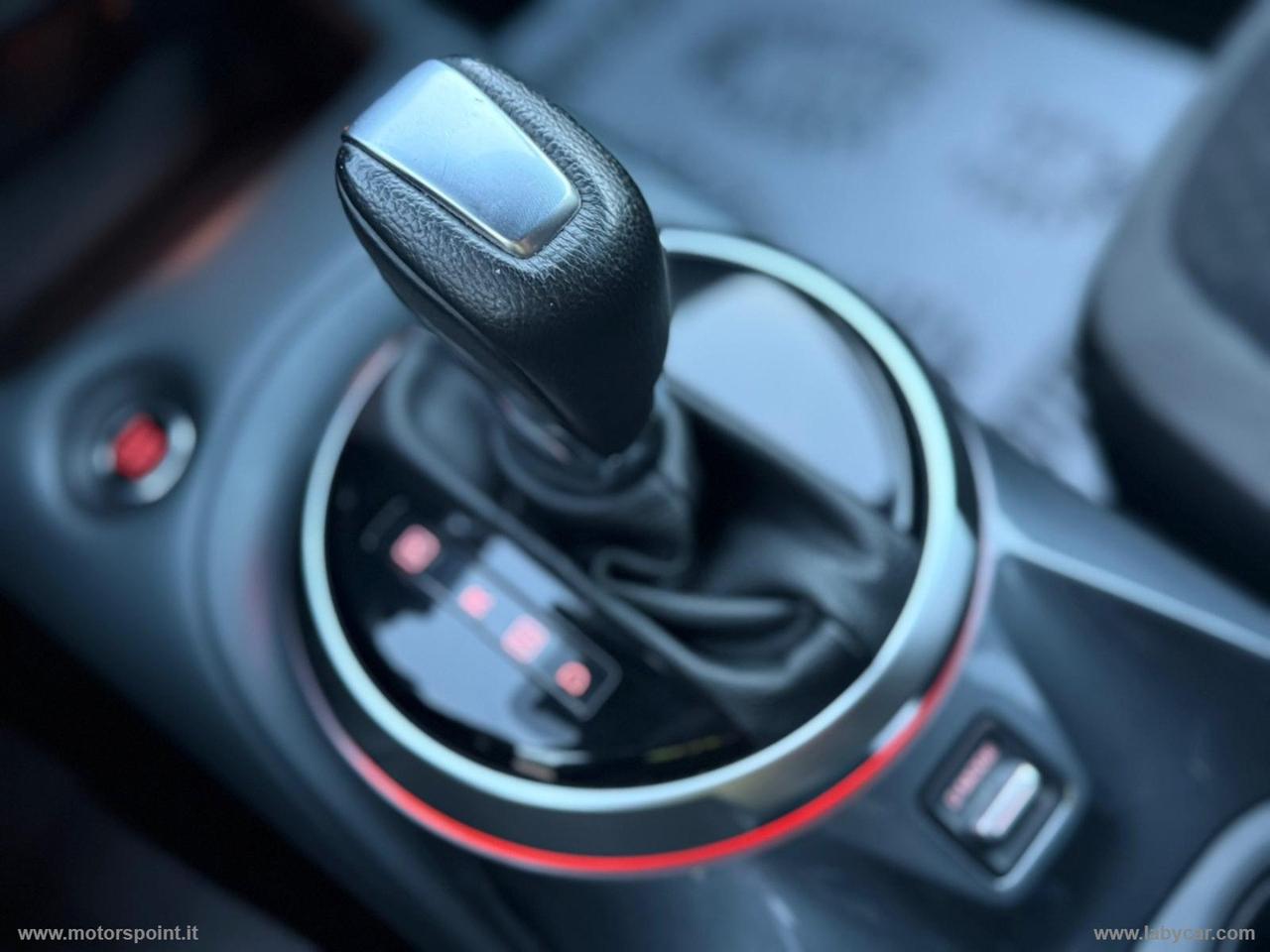 NISSAN Juke 1.0 DIG-T 117 CV DCT N-Connecta