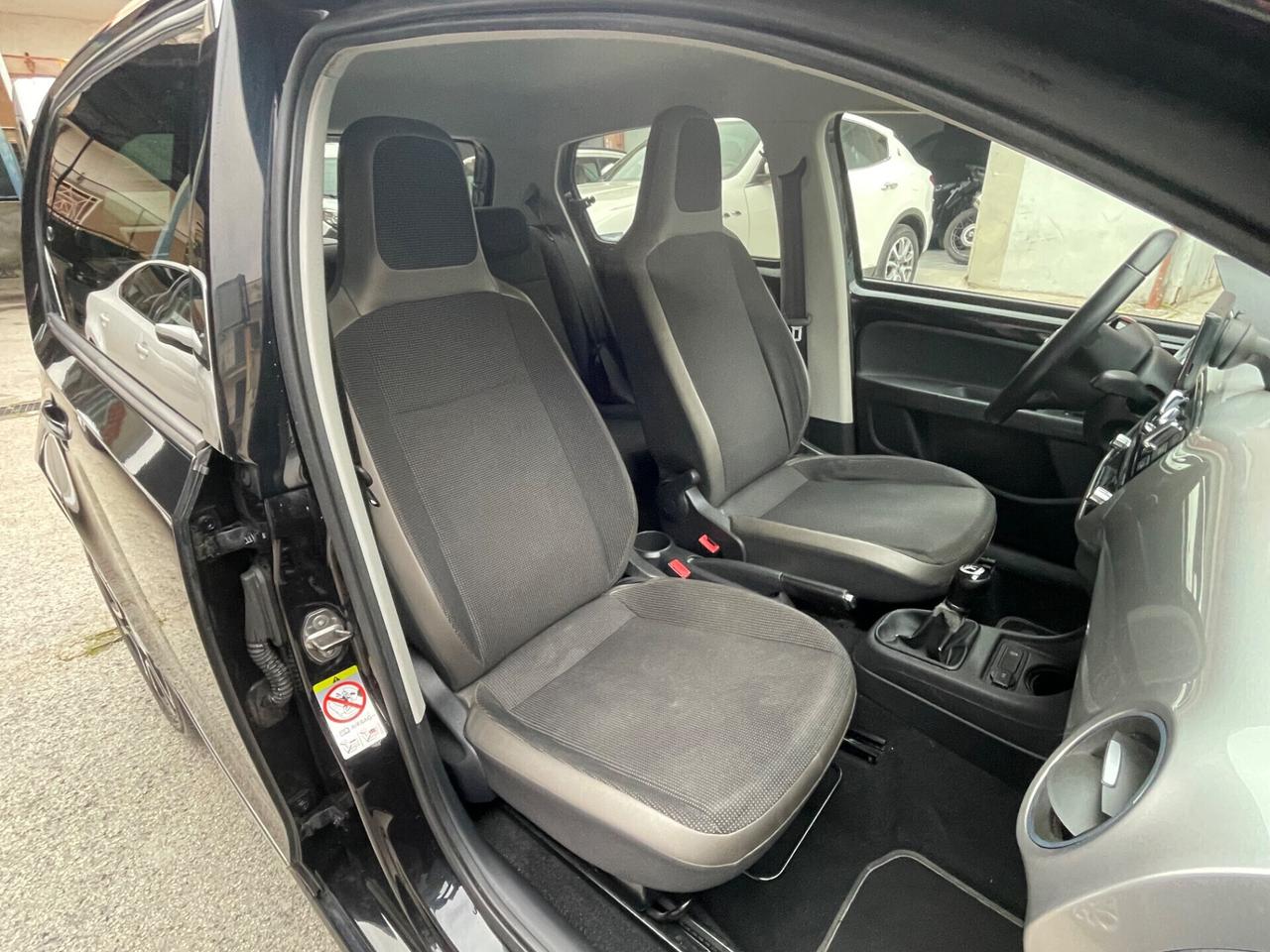 Volkswagen up! 1.0 75 CV 5p. high