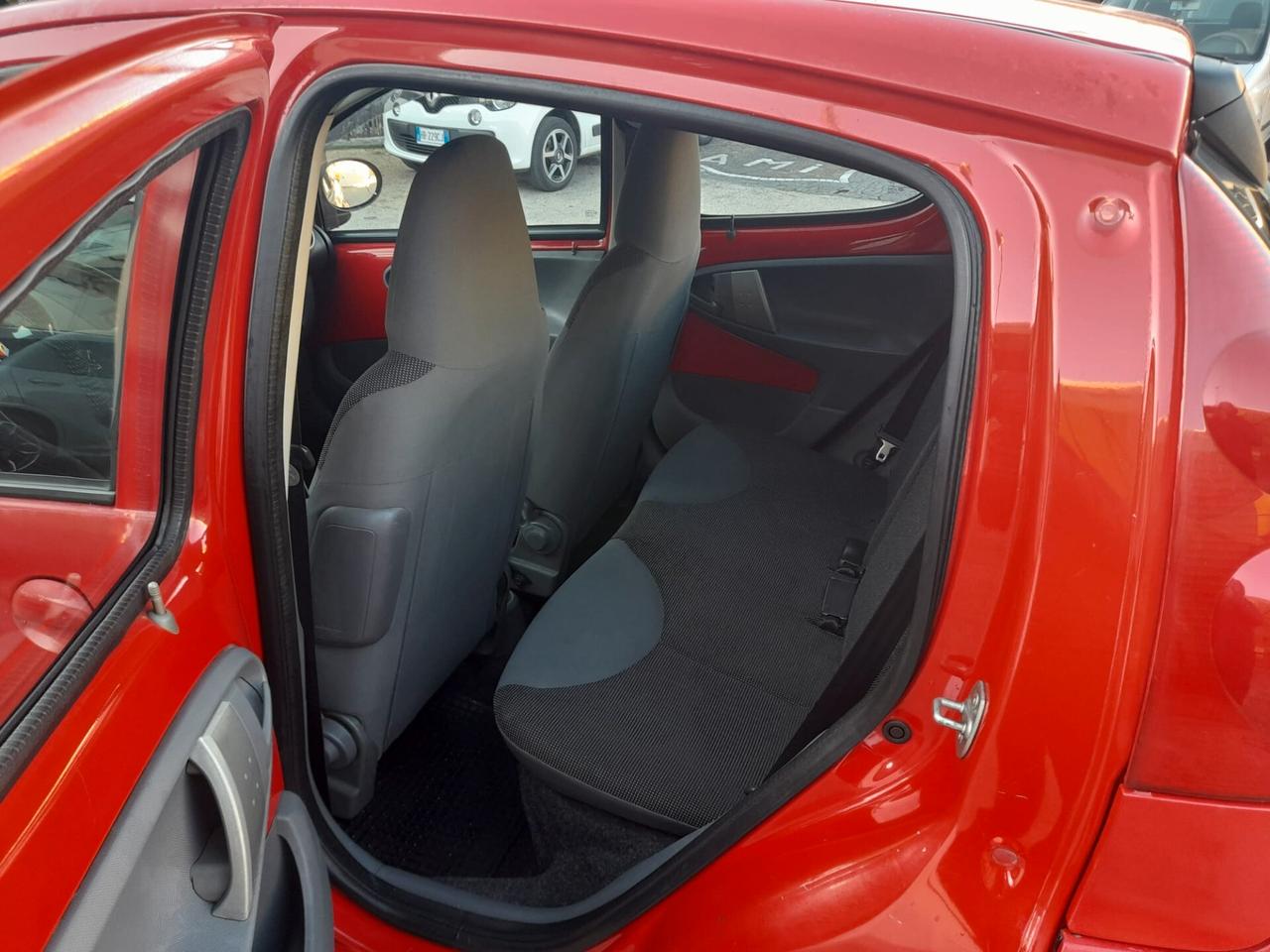 Peugeot 107 1.4cc diesel 12 mesi garanzia-2008