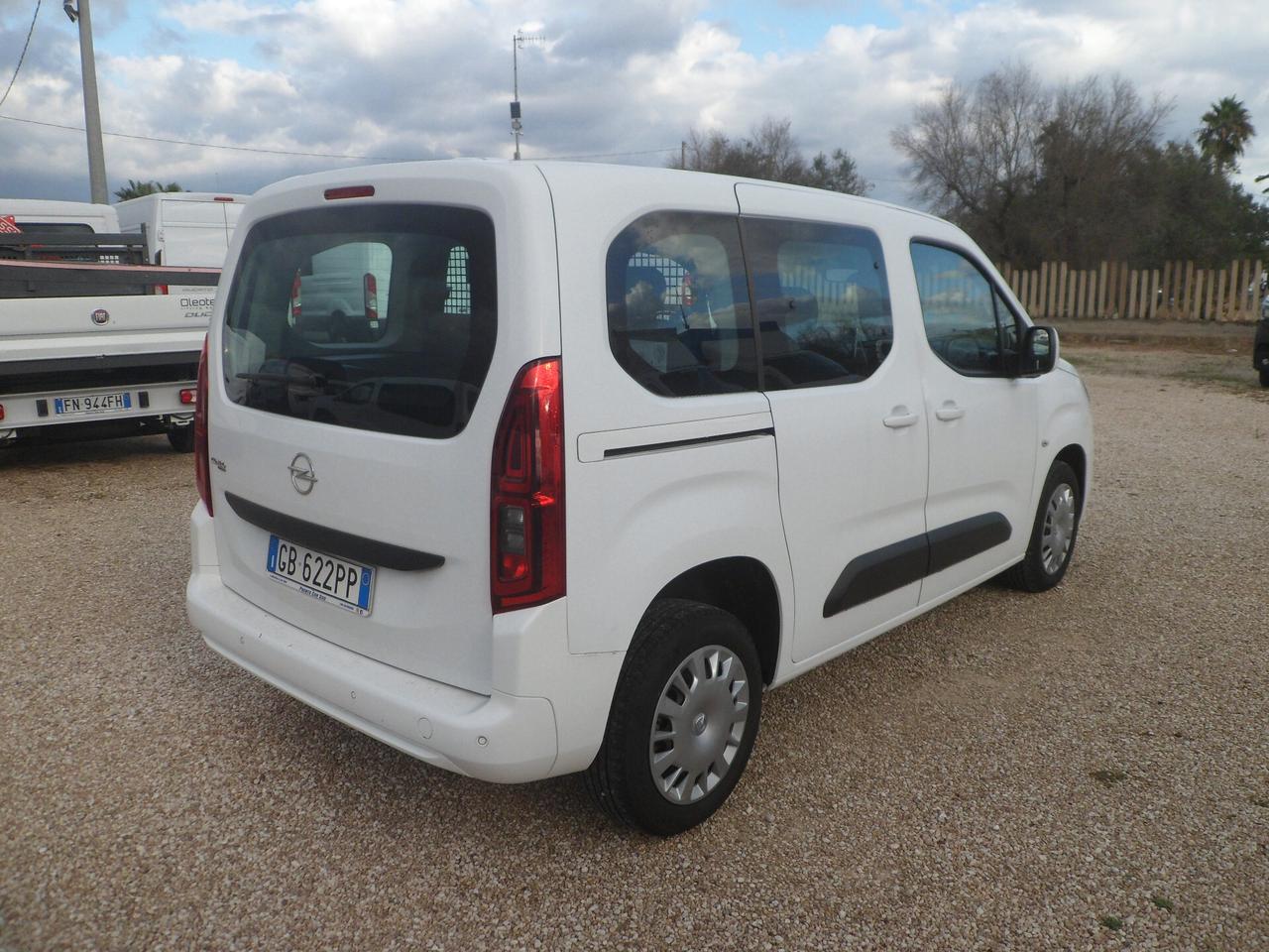 Opel Combo 5 posti autocarro